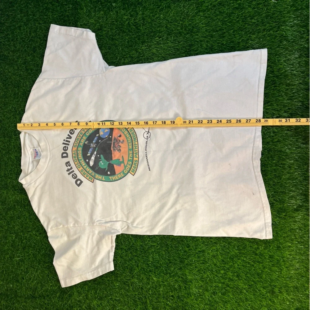 VTG 90s 1996 1997 Mars Pathfinder T-Shirt Delta Delivers McDonnell Douglas NASA - Picture 14 of 14